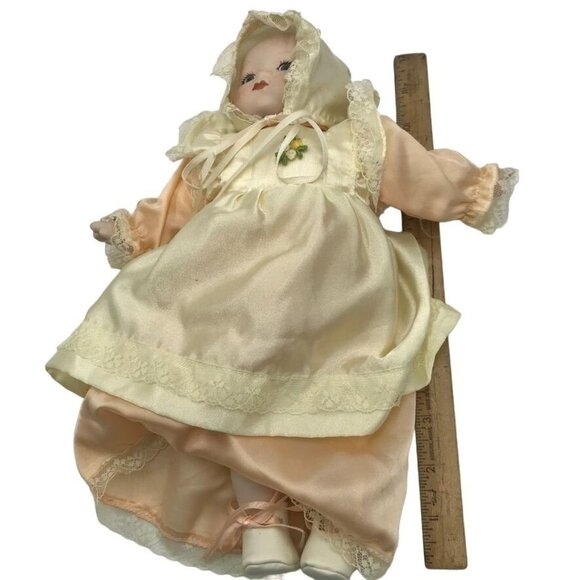 Vintage 80s Porcelain Girl Baby Doll 1987 Enesco Peach Mom Pin Cushion Stand - Picture 8 of 9